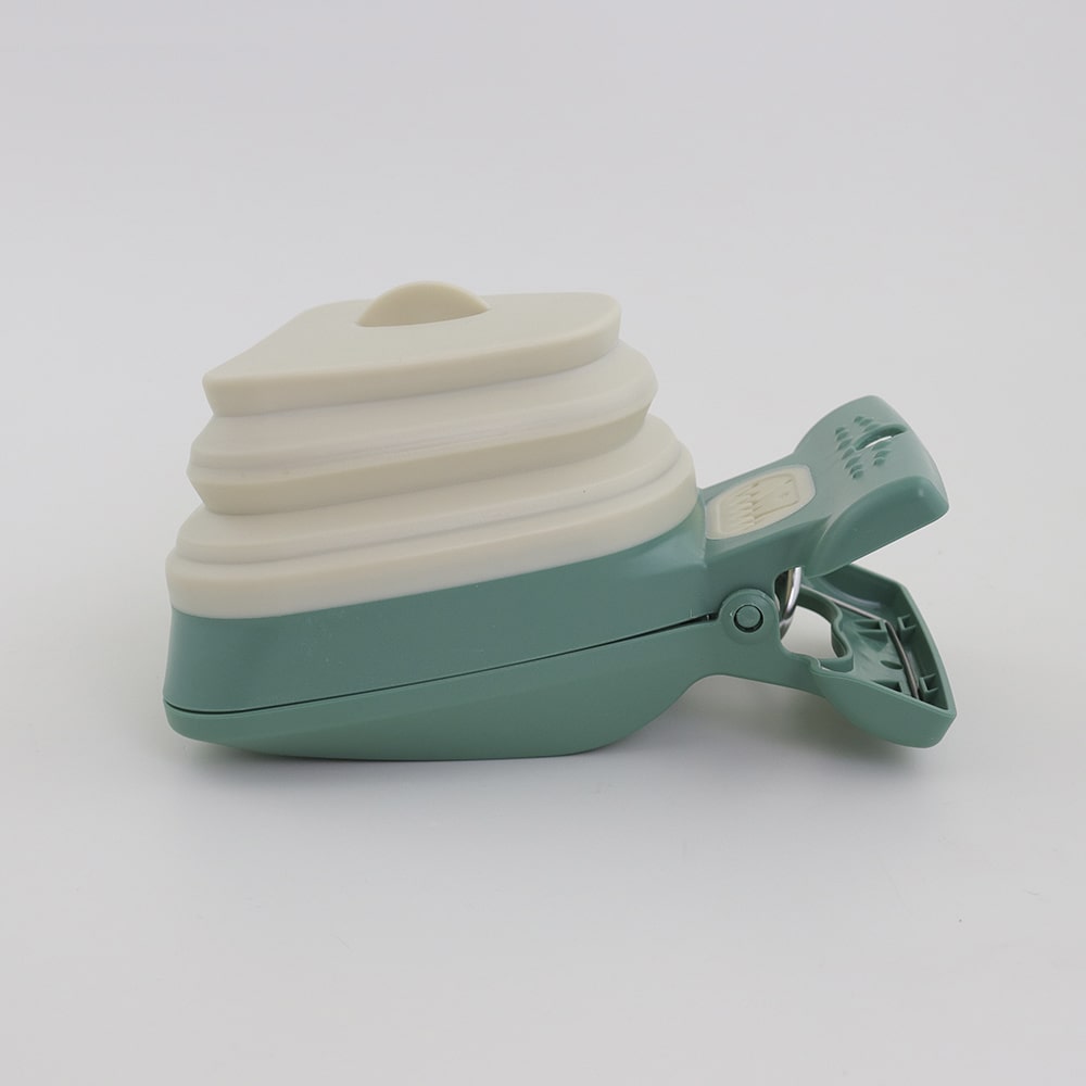 Large Foldable Pooper Scooper - Image 3