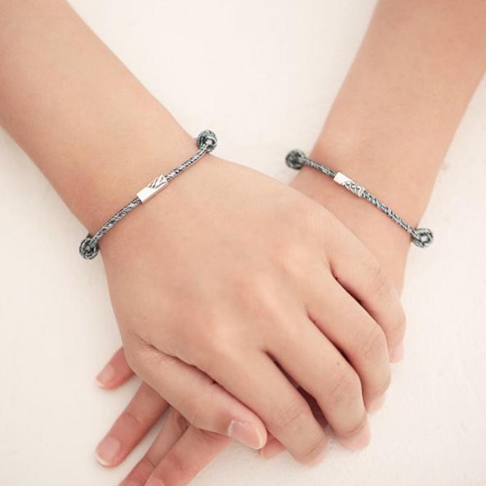 Magnetic Couple Bracelet - Image 2